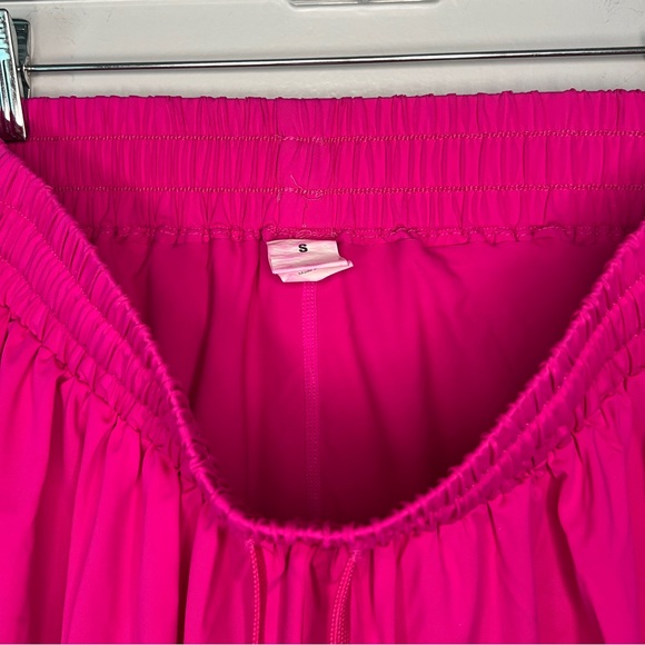 Athletic Drawstring Flowy Shorts in Pink, Size Small - Picture 3 of 4